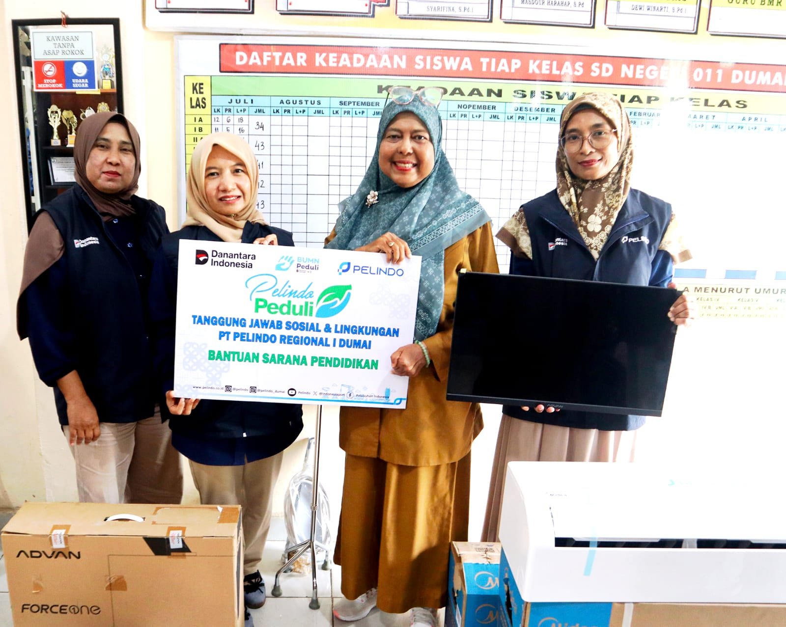 Dorong Kualitas Pendidikan, Pelindo Dumai Salurkan Bantuan Sarana Sekolah