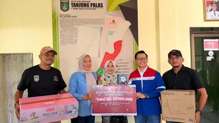 Lima Posyandu di Tanjung Palas Terima Bantuan Sarana Kesehatan dari Pertamina Kilang Dumai