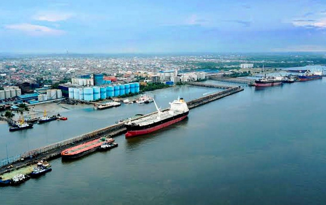 Bukan Saingi Singapura, Pelindo Bidik Pasar Transshipment yang Belum Terlayani
