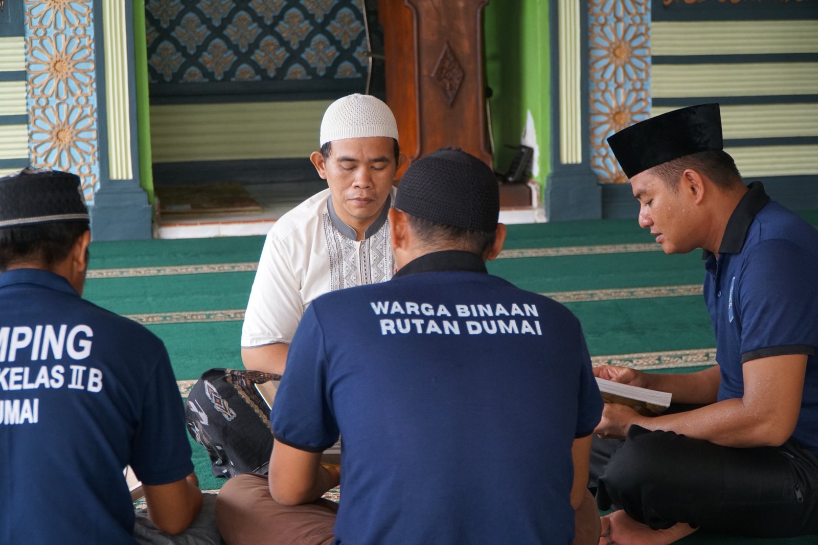 Mengaji Jadi Bekal Perubahan, Warga Binaan Rutan Dumai Tekun Belajar Al-Qur’an